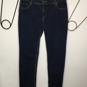 Chico's So Slimming slim leg blue jeans